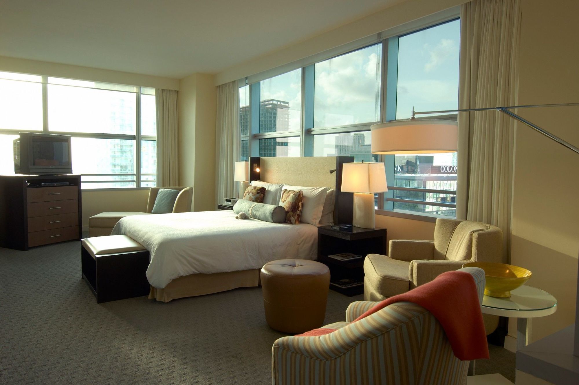 Hotel Aka Brickell Miami Exterior photo